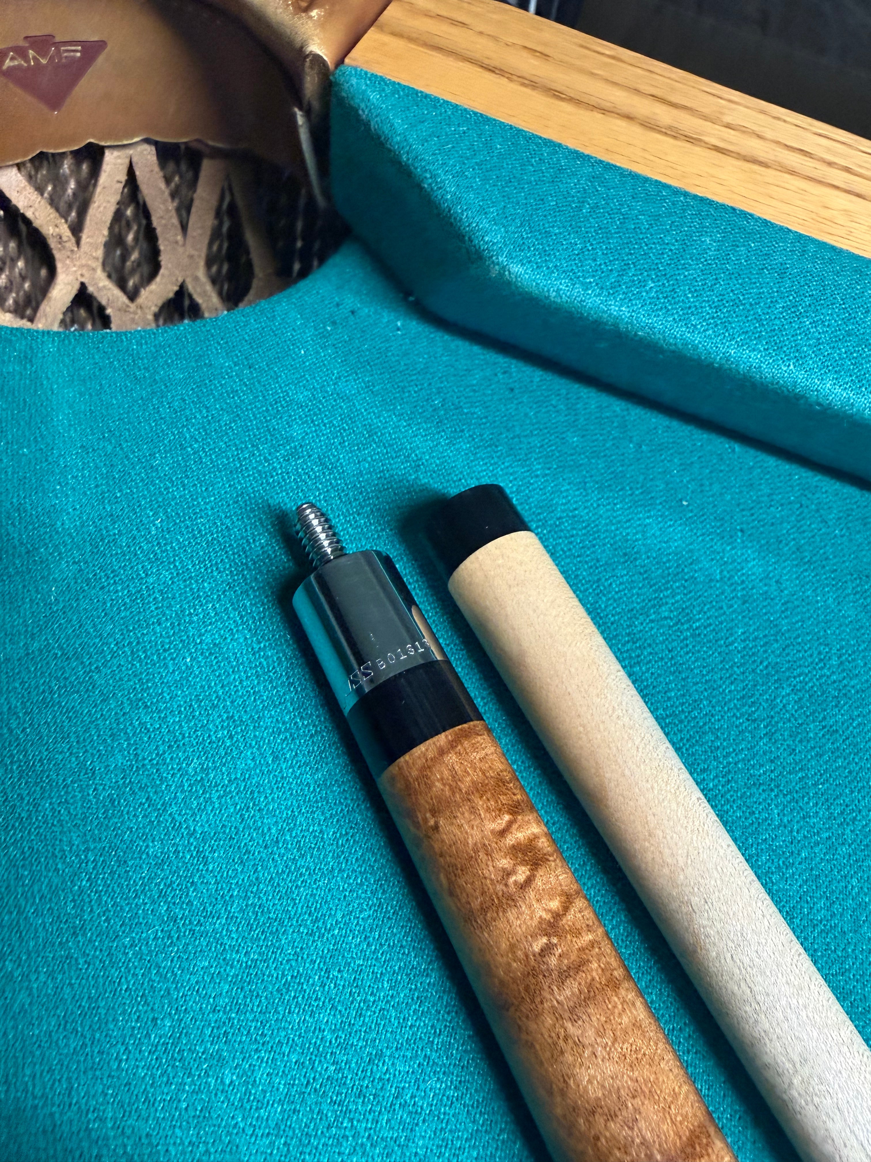Joss Cue 4 Point Preowned