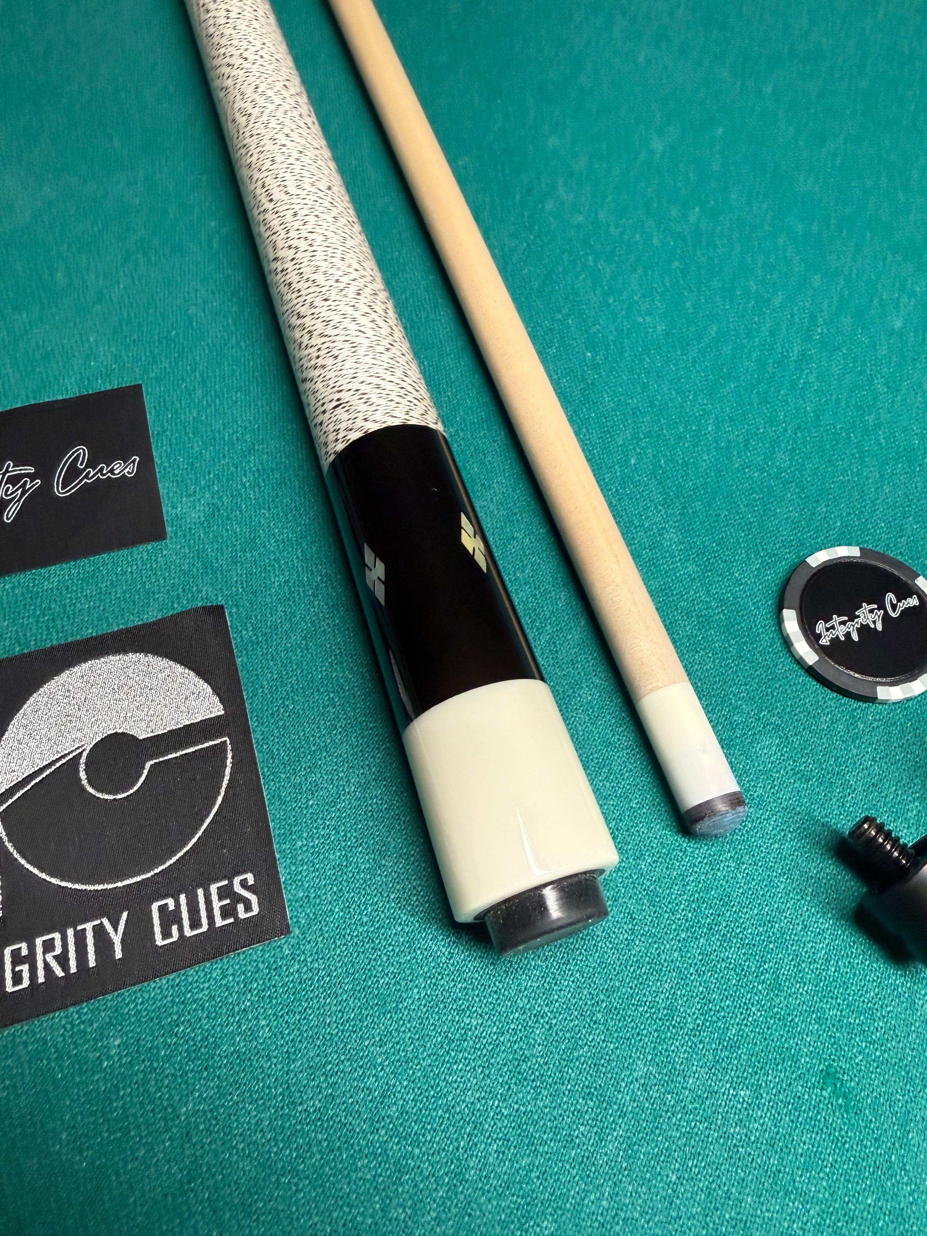 George Balabushka Company Cue