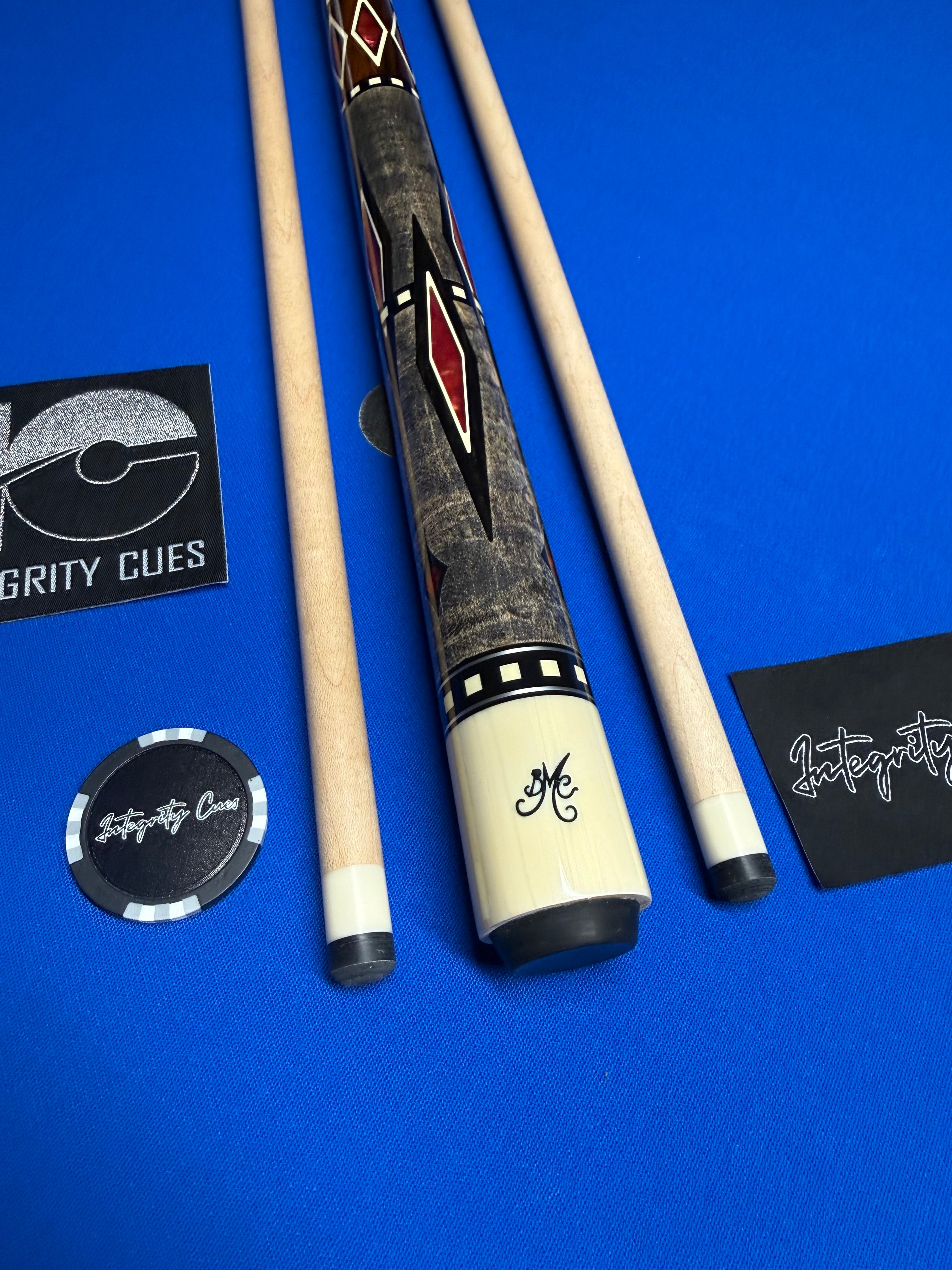 Meucci BMC Diamond Cue W (2) Shafts
