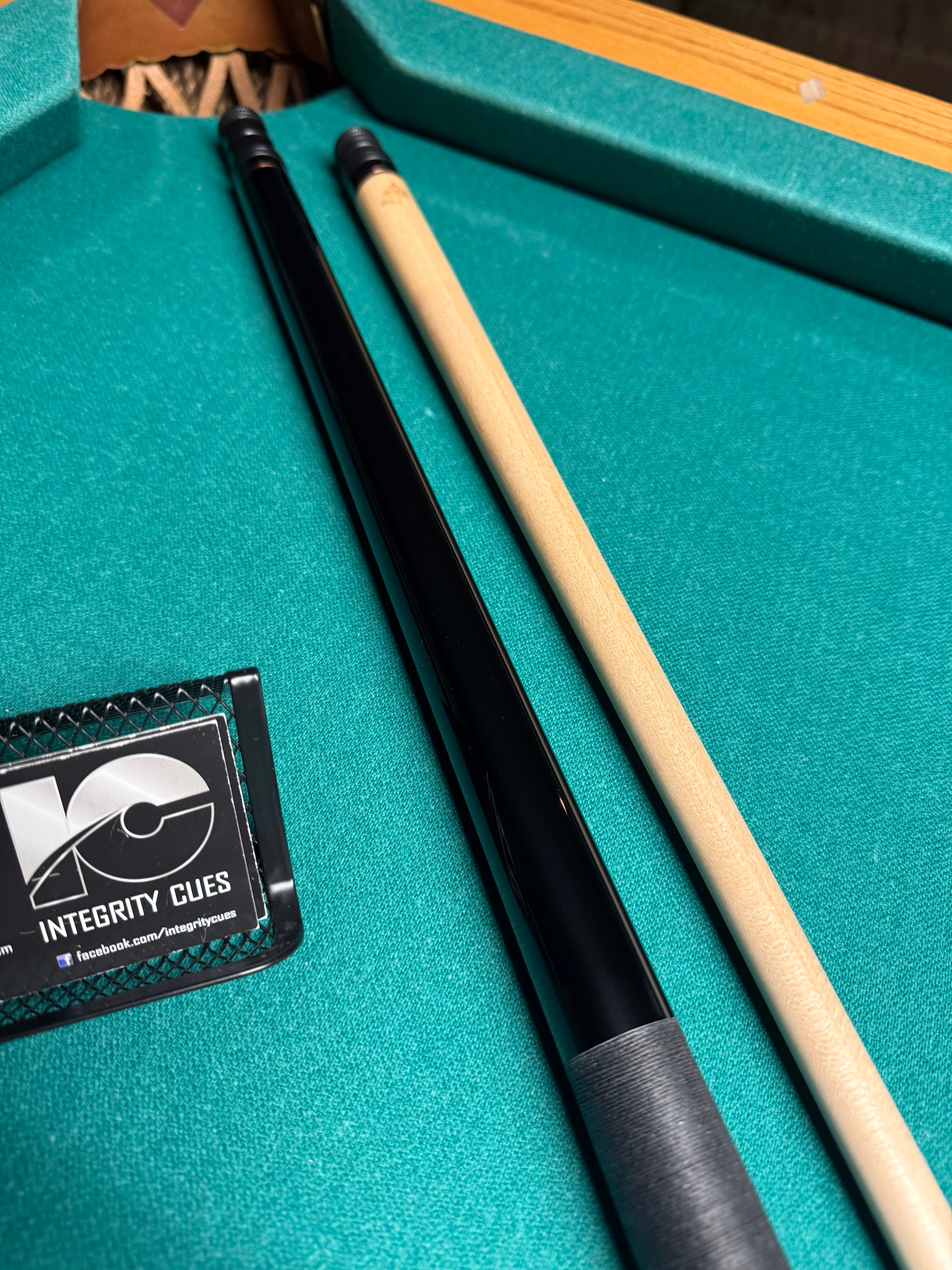 Tiger Products E1 Black W Black Linen