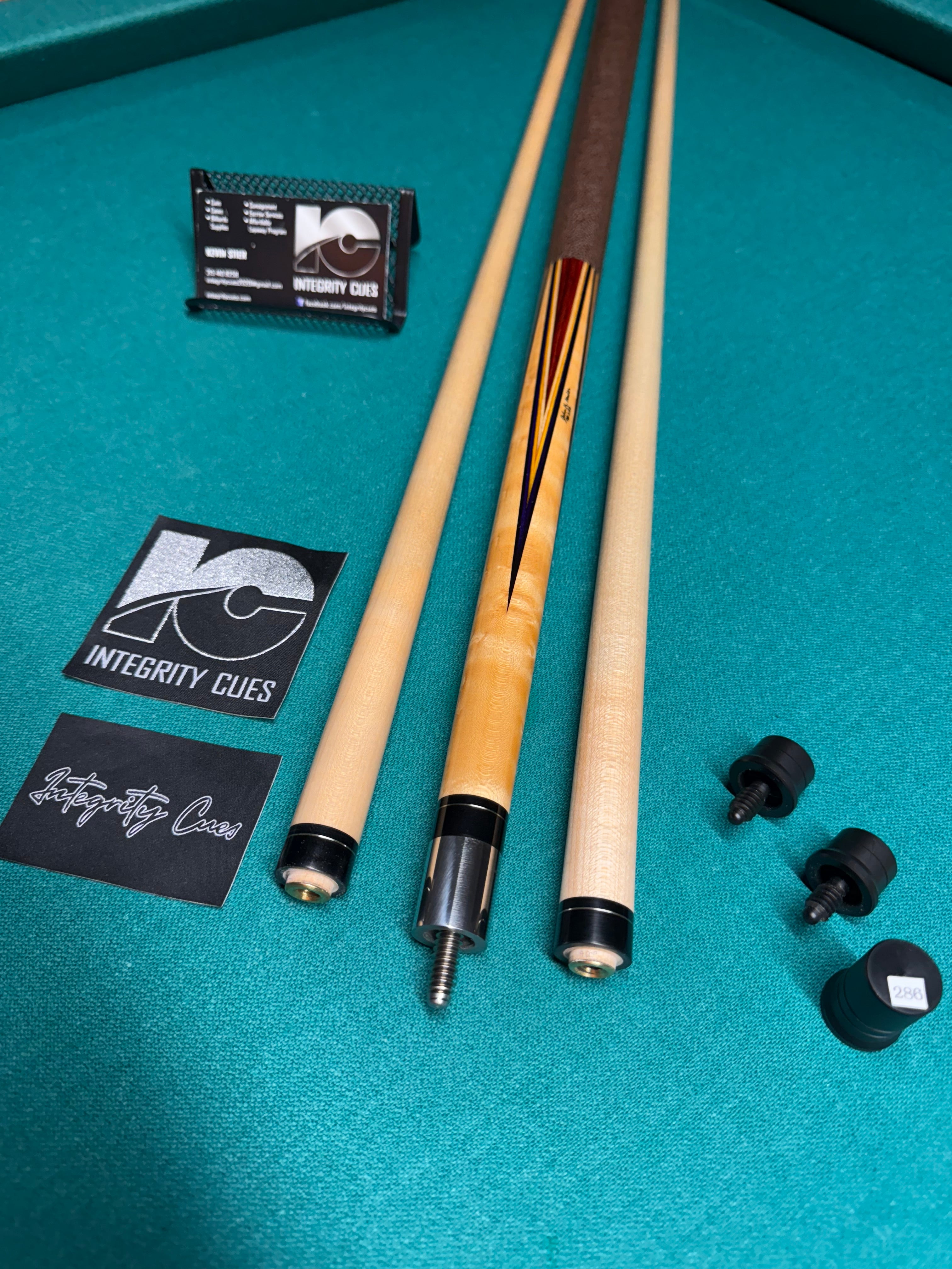 John K Bender Cue # 286 Preowned