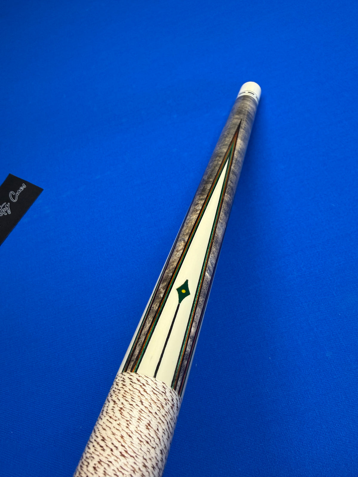 Meucci 97-12 W Black Dot Shaft Unchalked