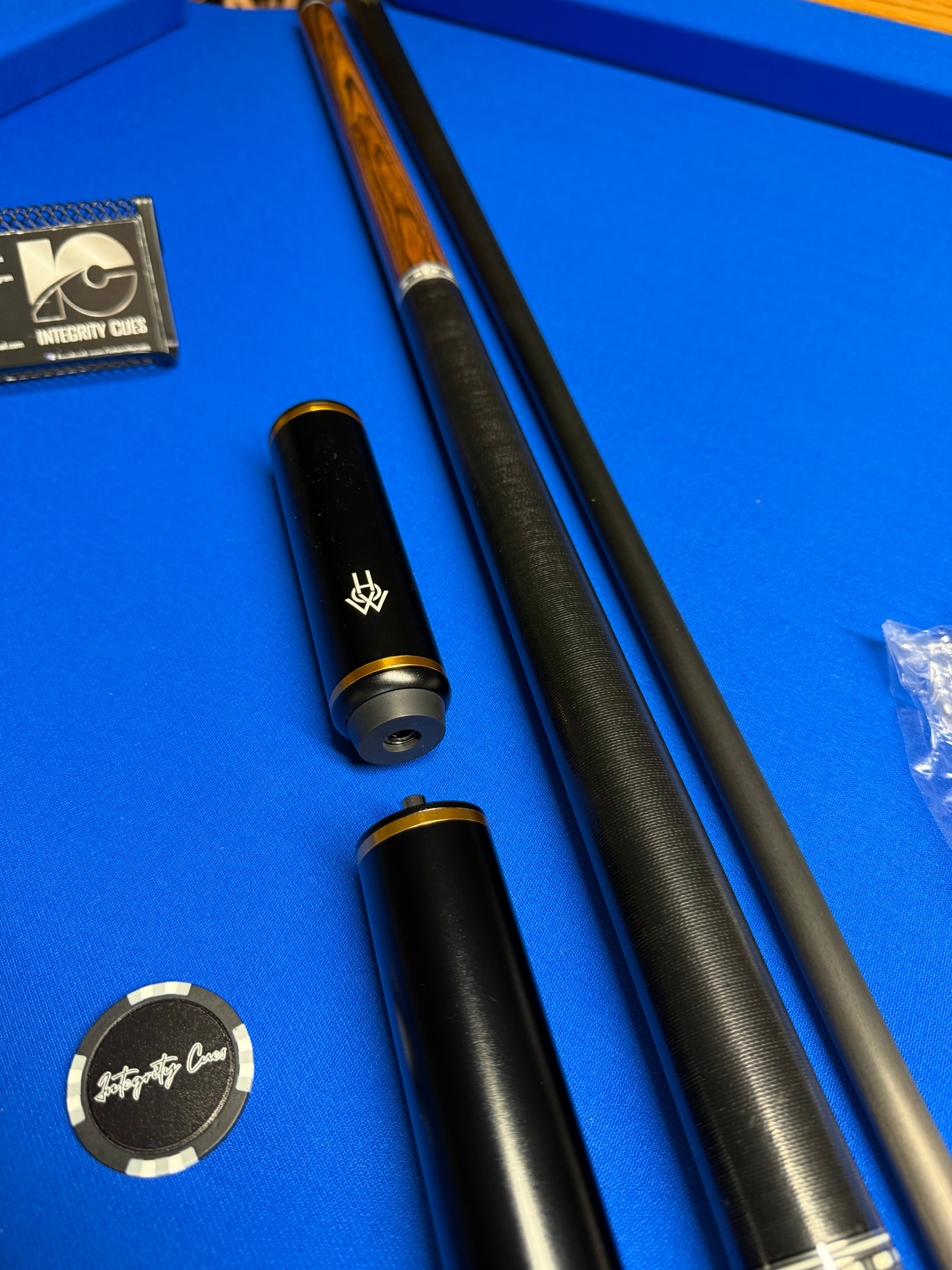 HOW Cue ZR-03S W Accessories Preowned
