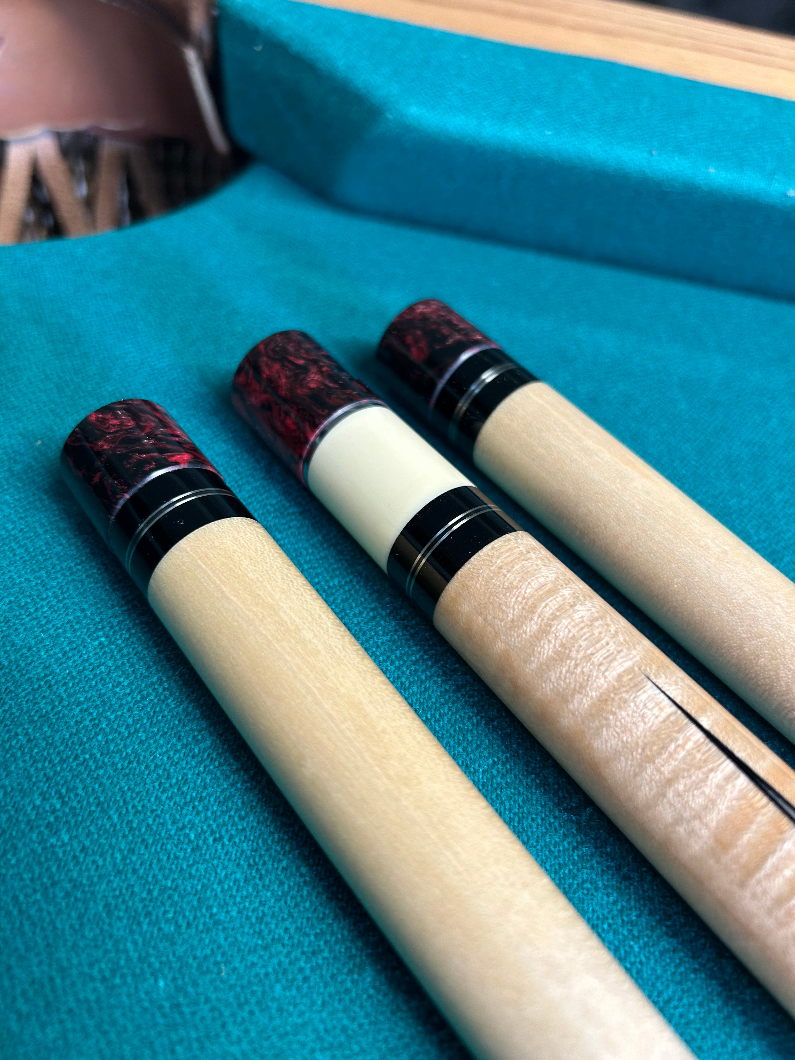 AE (Artistic Engineering)6 Point Cue