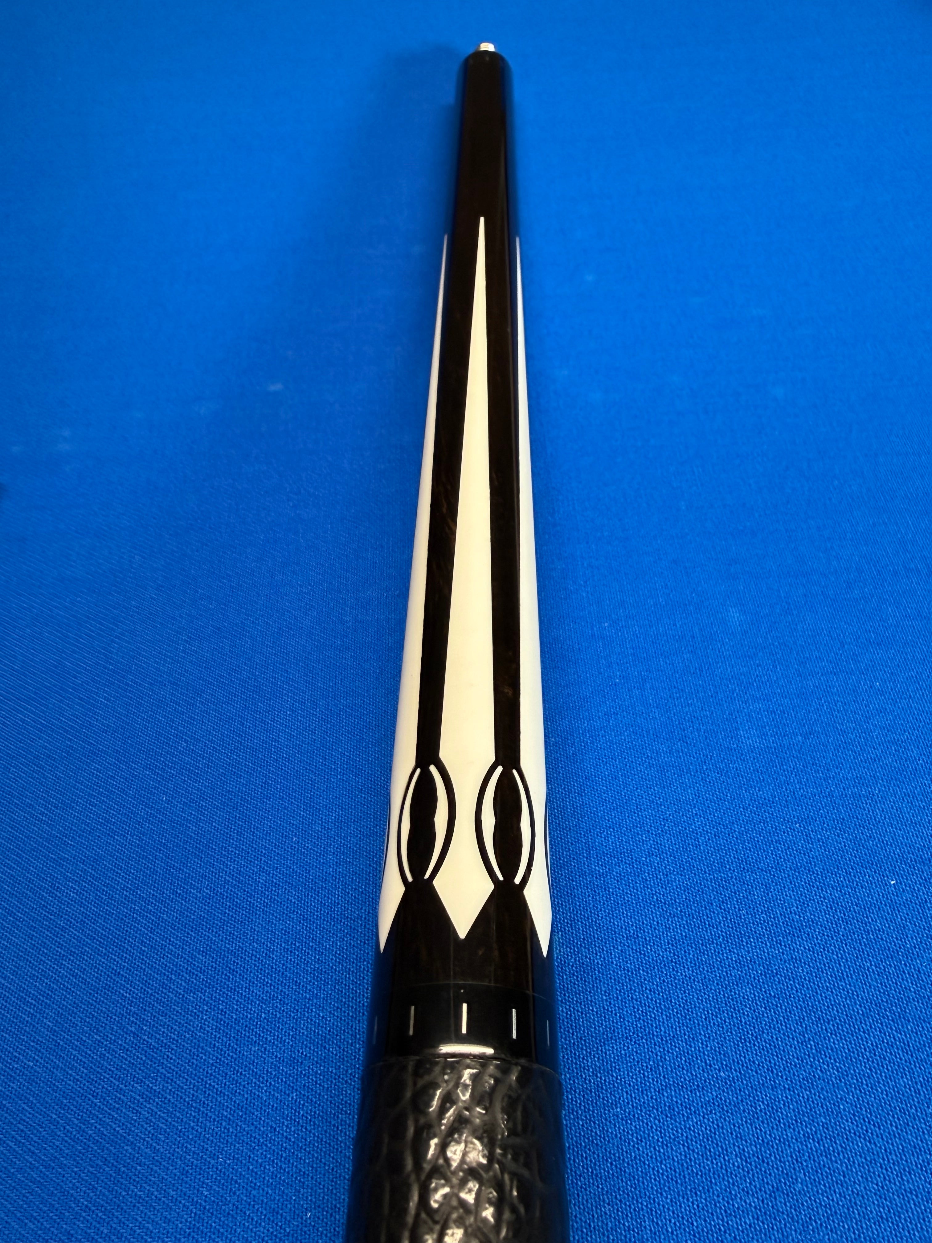 OB Ebony Cue W (2) Shafts and an Extension Preowned