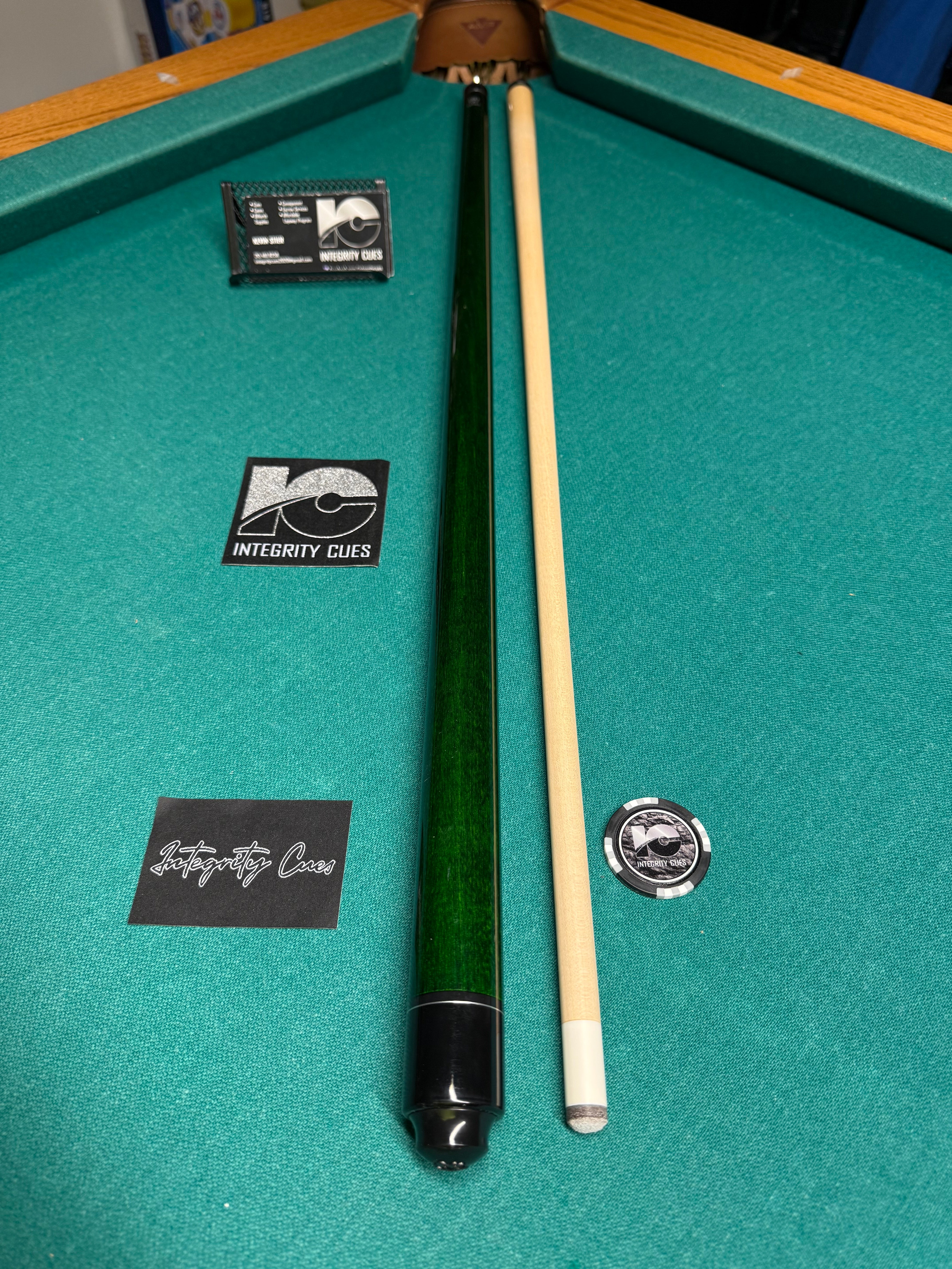 McDermott LUCKY Wrapless Cues