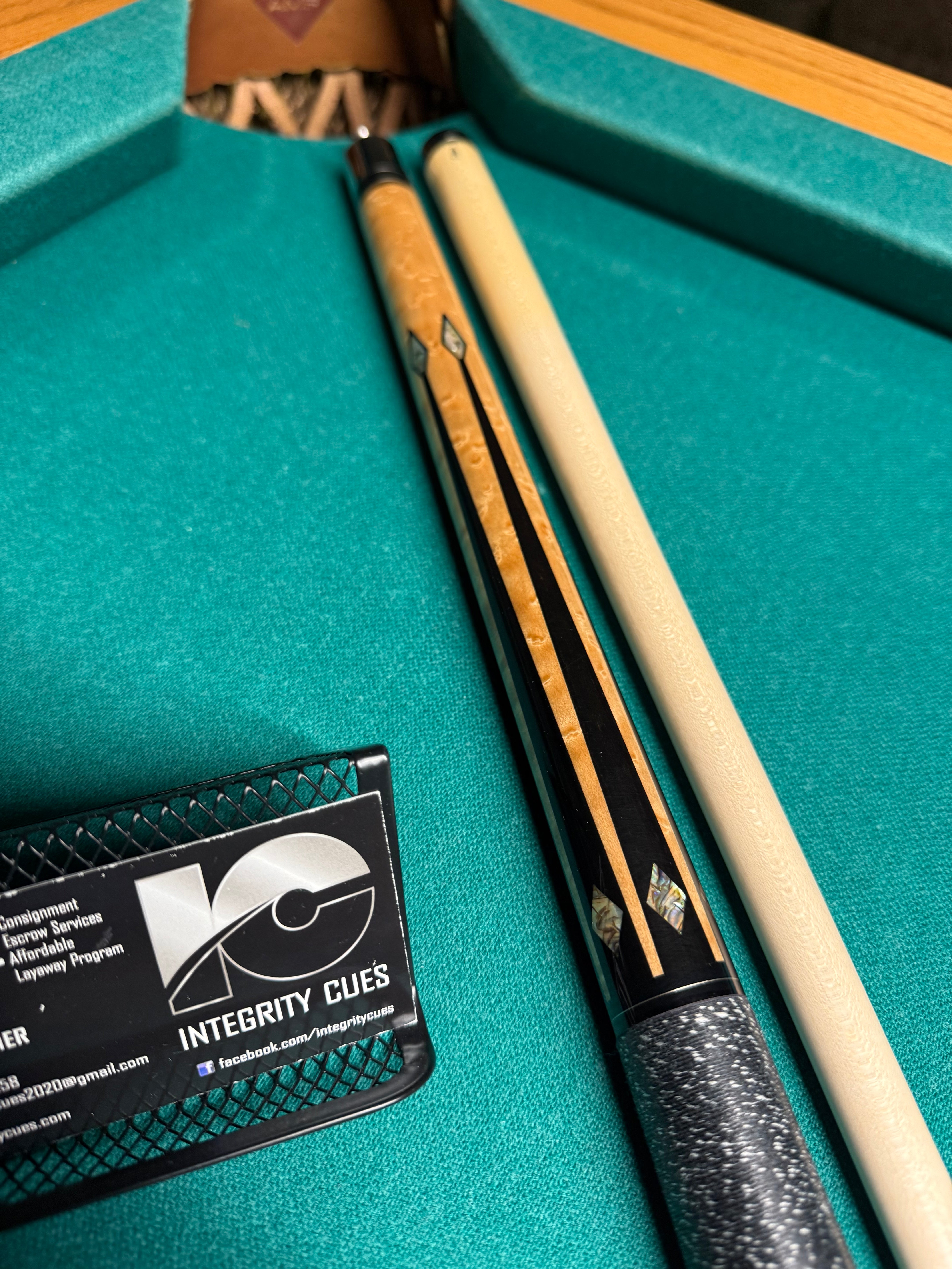 Schon 2200-7 LTD Custom