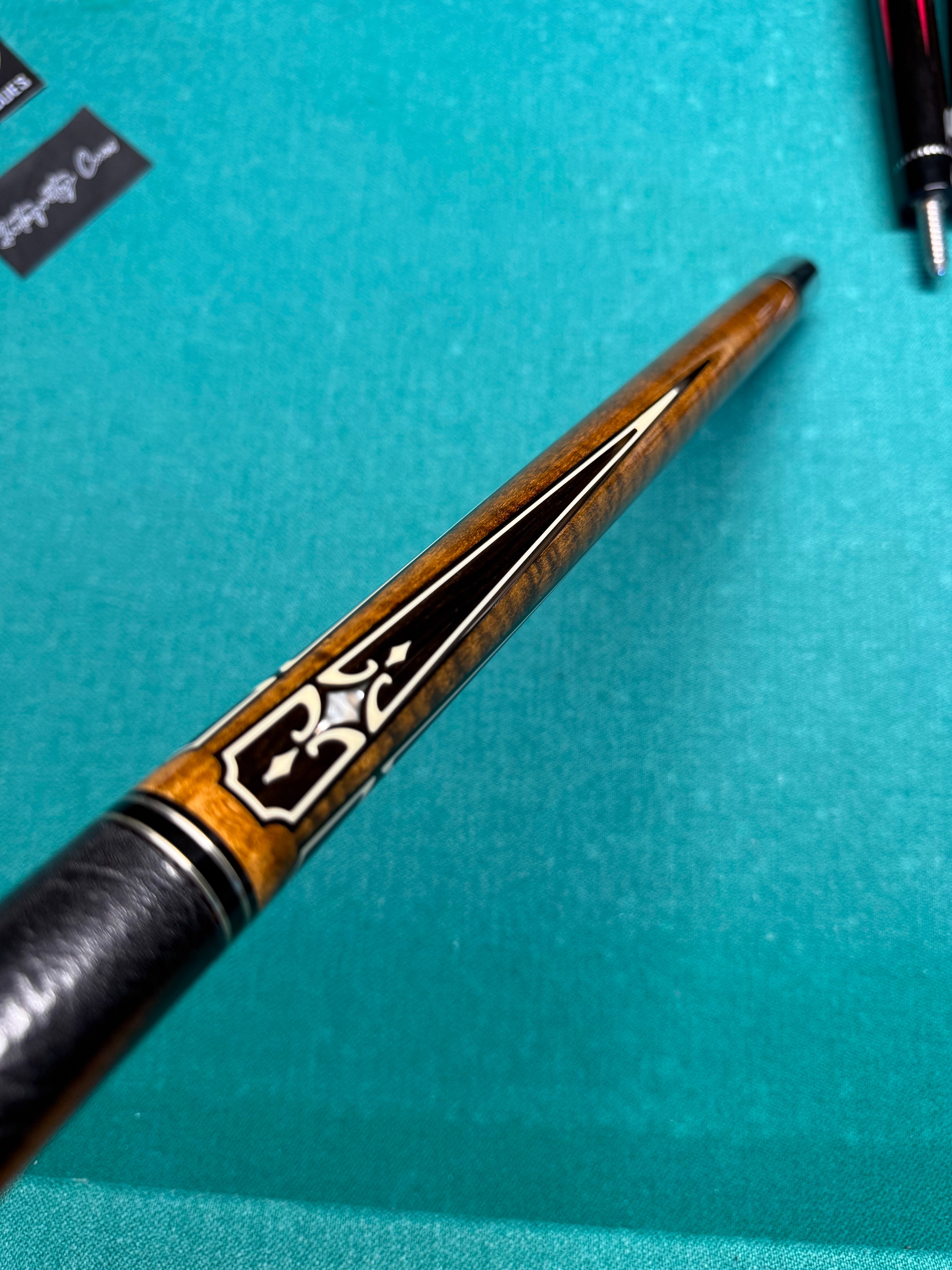 Predator Preowned 2k6 BUTT ONLY