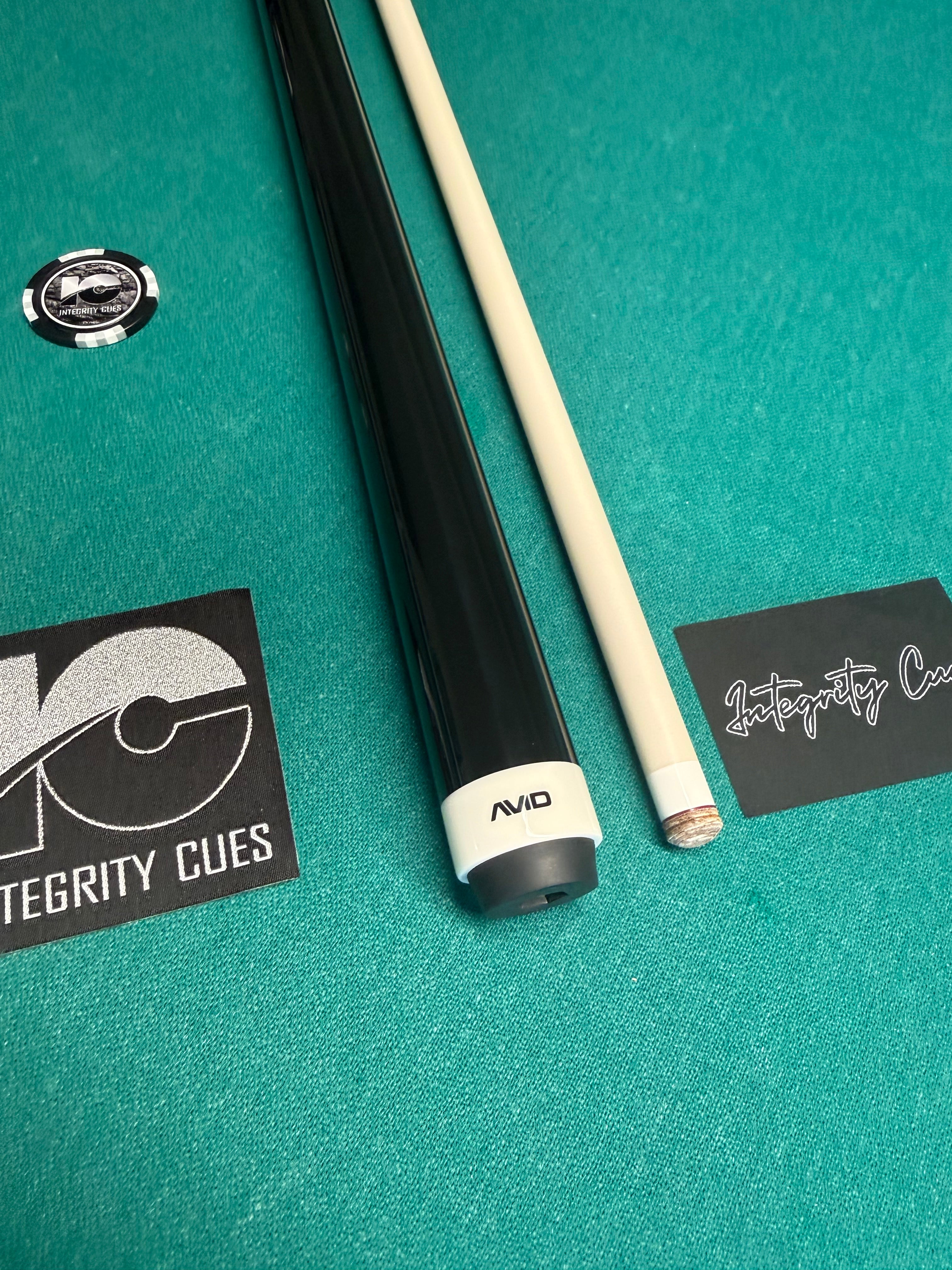 Cuetec Avid 6 Point Cue Brand New