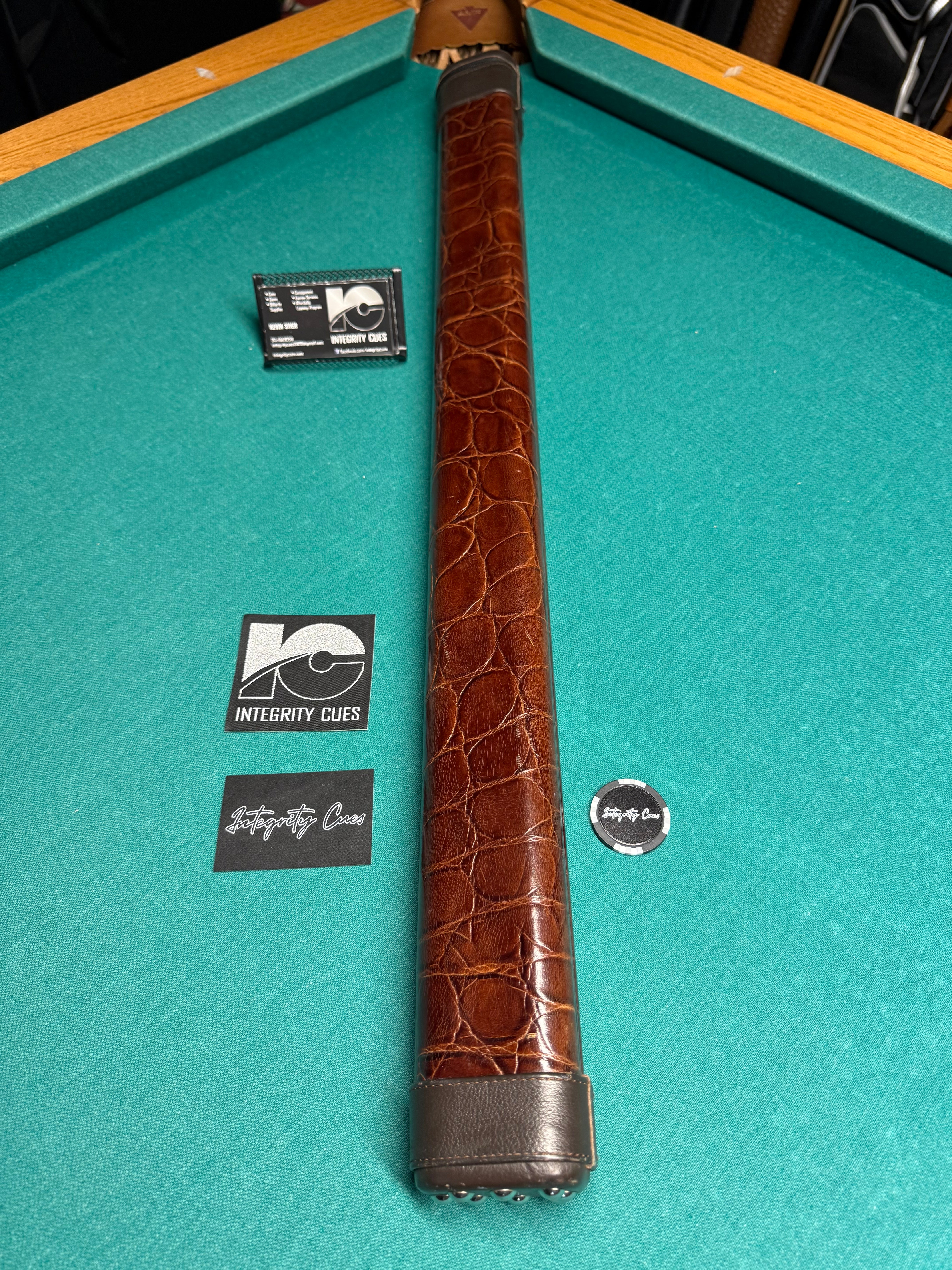 Whitten 1x2 Case Preowned