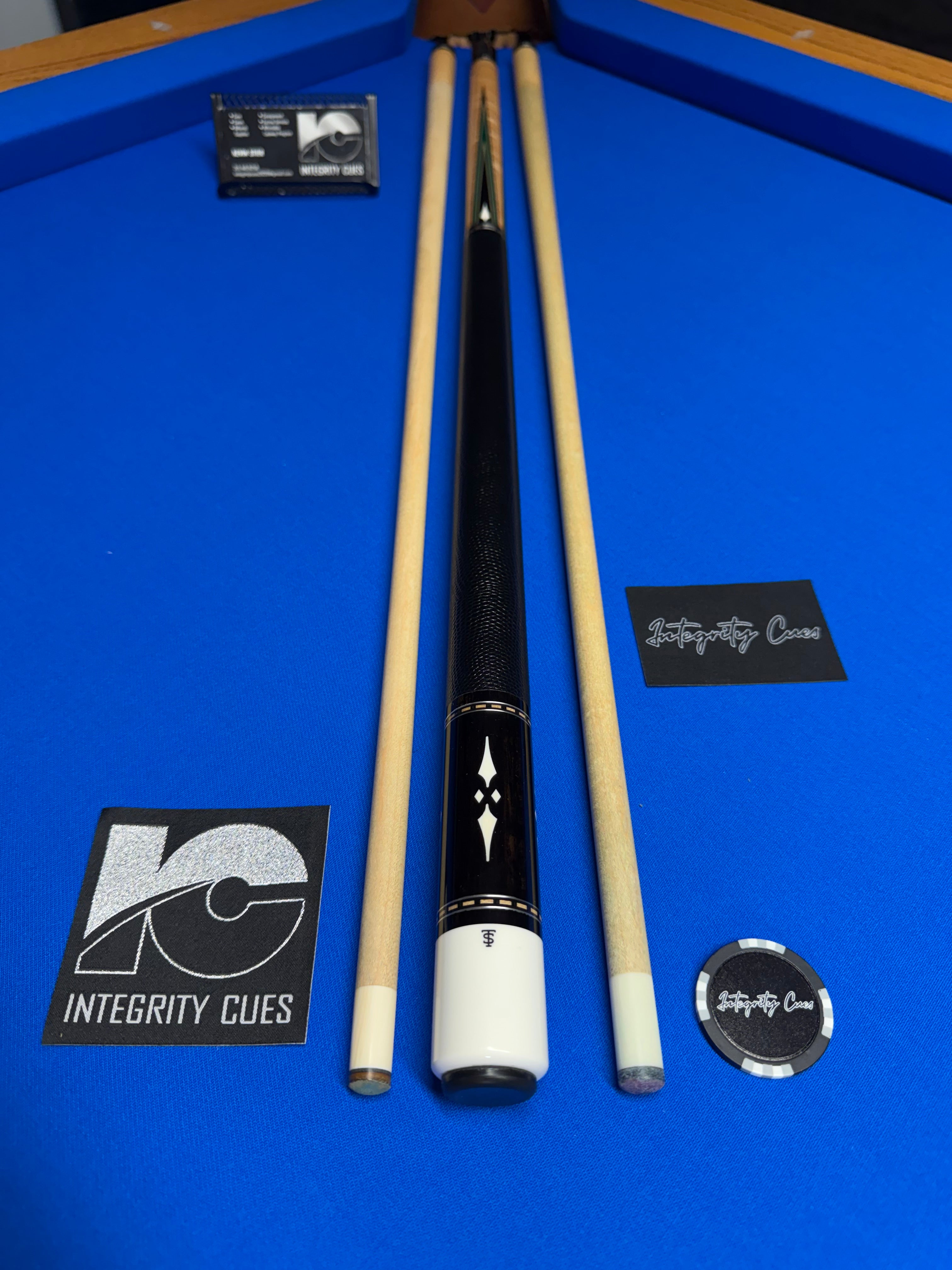 Tim Scruggs 4 Point Custom Cue