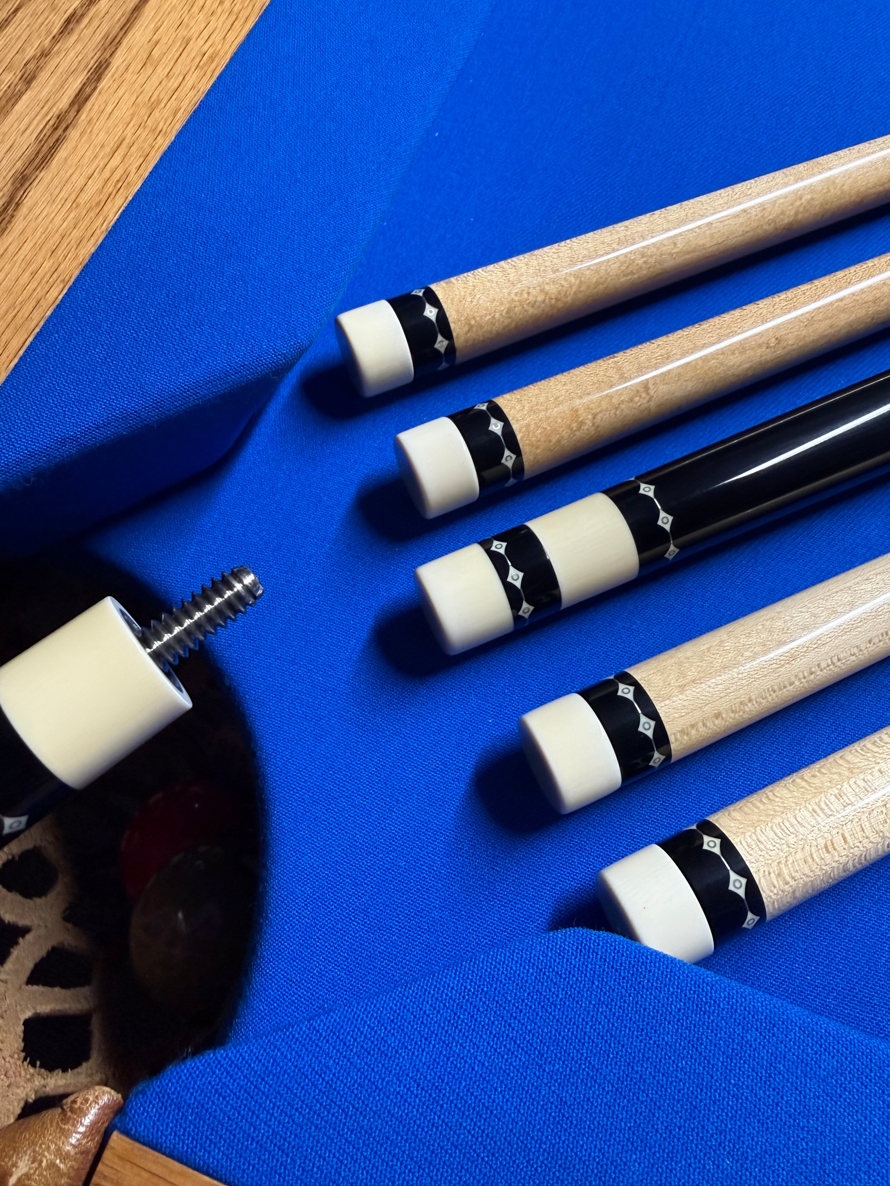 Bill McDaniel ⚫️⚪️⚫️ Masterpiece Custom W 4 Shafts