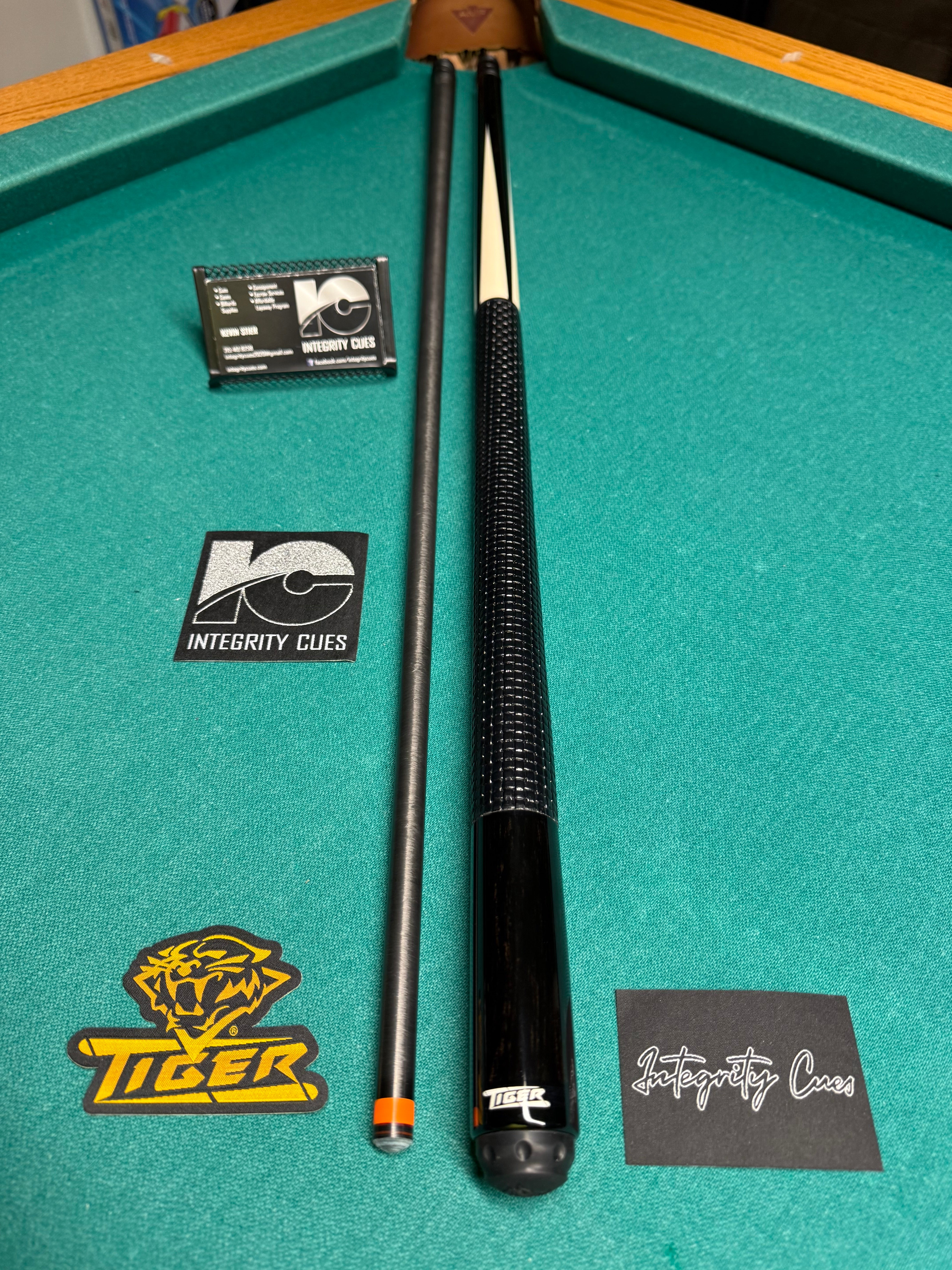 Tiger Products TUX-2W New W Fortis 12.5 LD Carbon Shaft