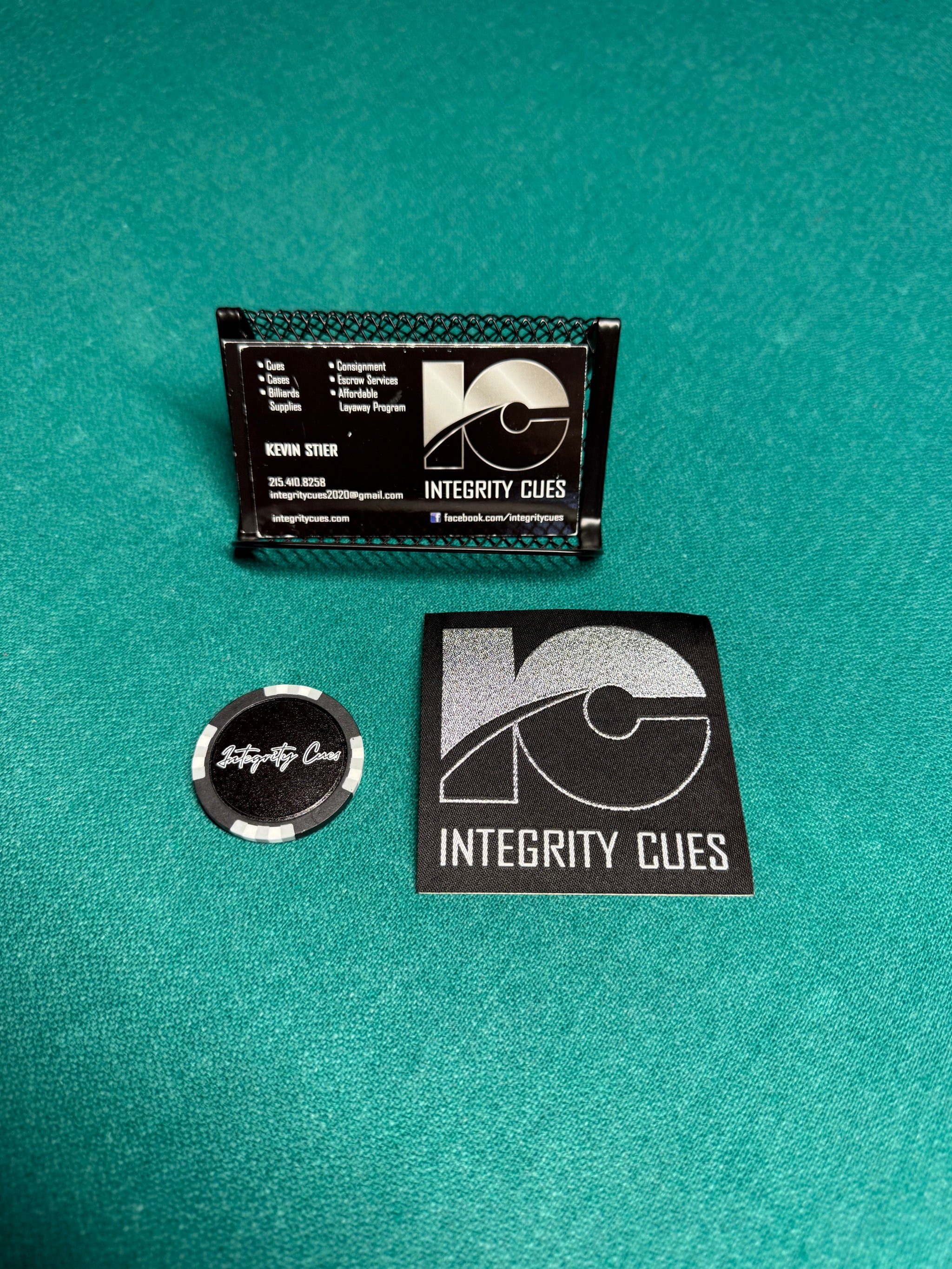 Integrity Cues Patch and Poker Chip Combo Purchase