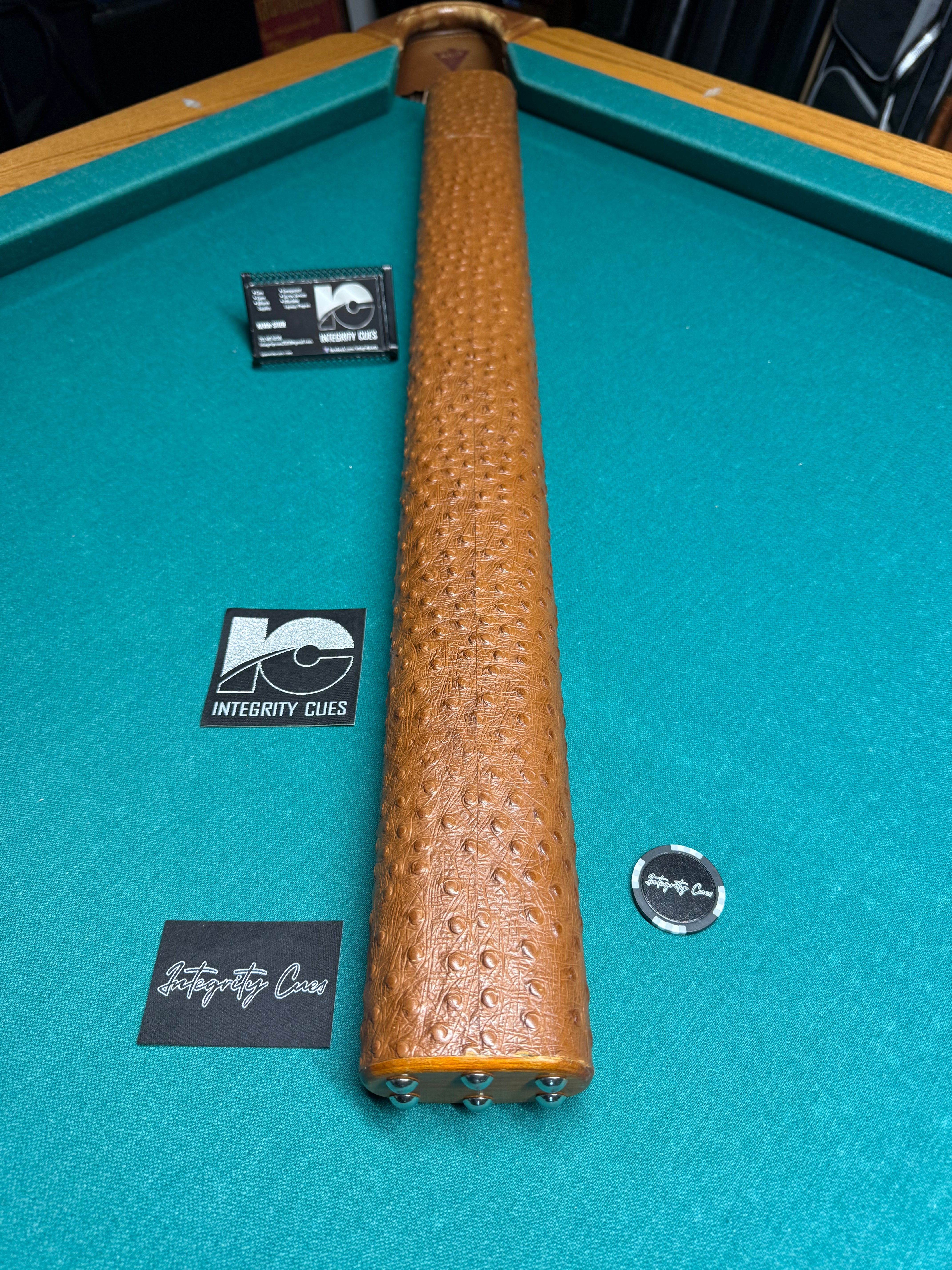 Brown Ostrich Centennial 1x2 Case