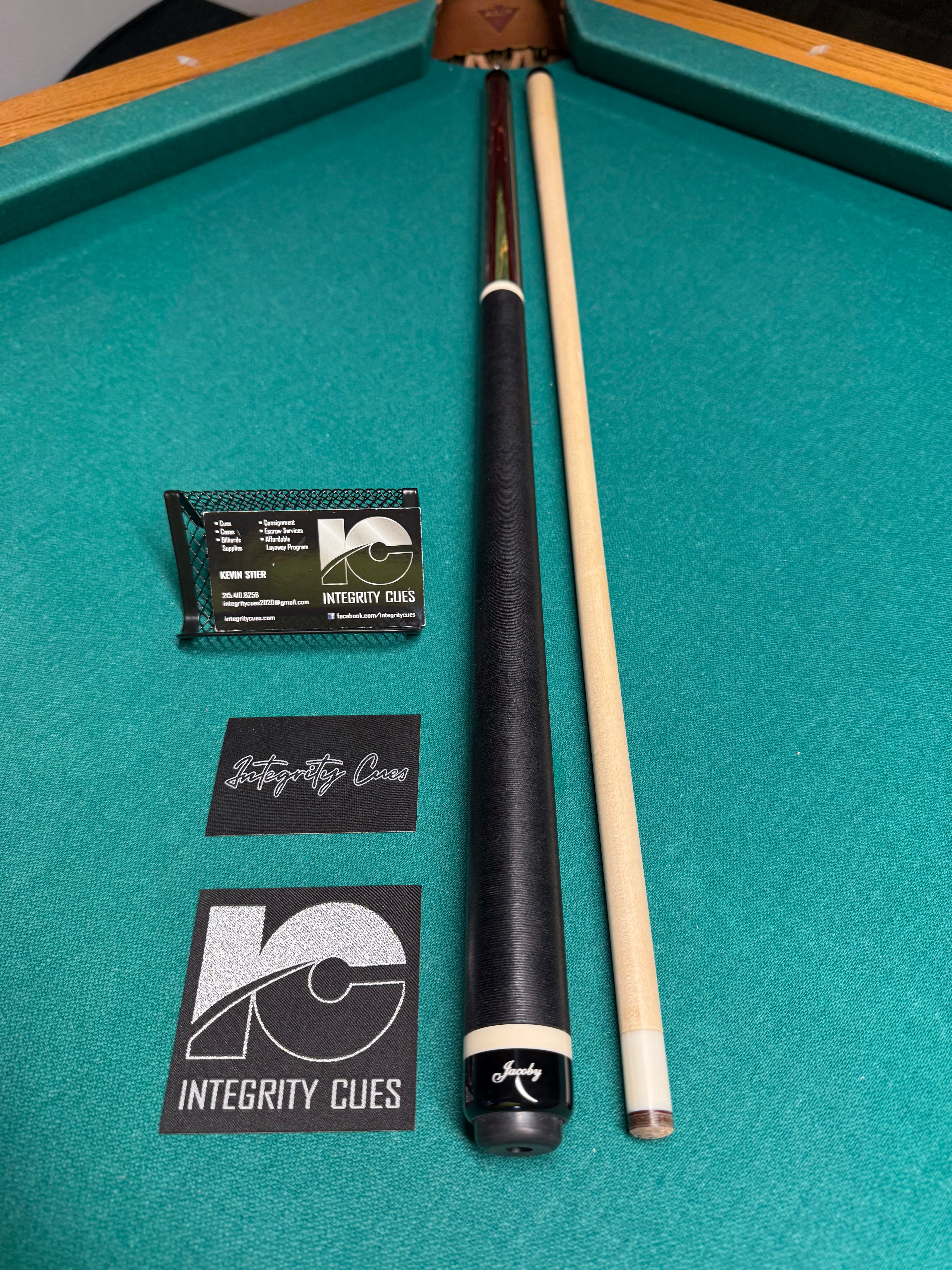 Jacoby Flat Laminate Custom Cue