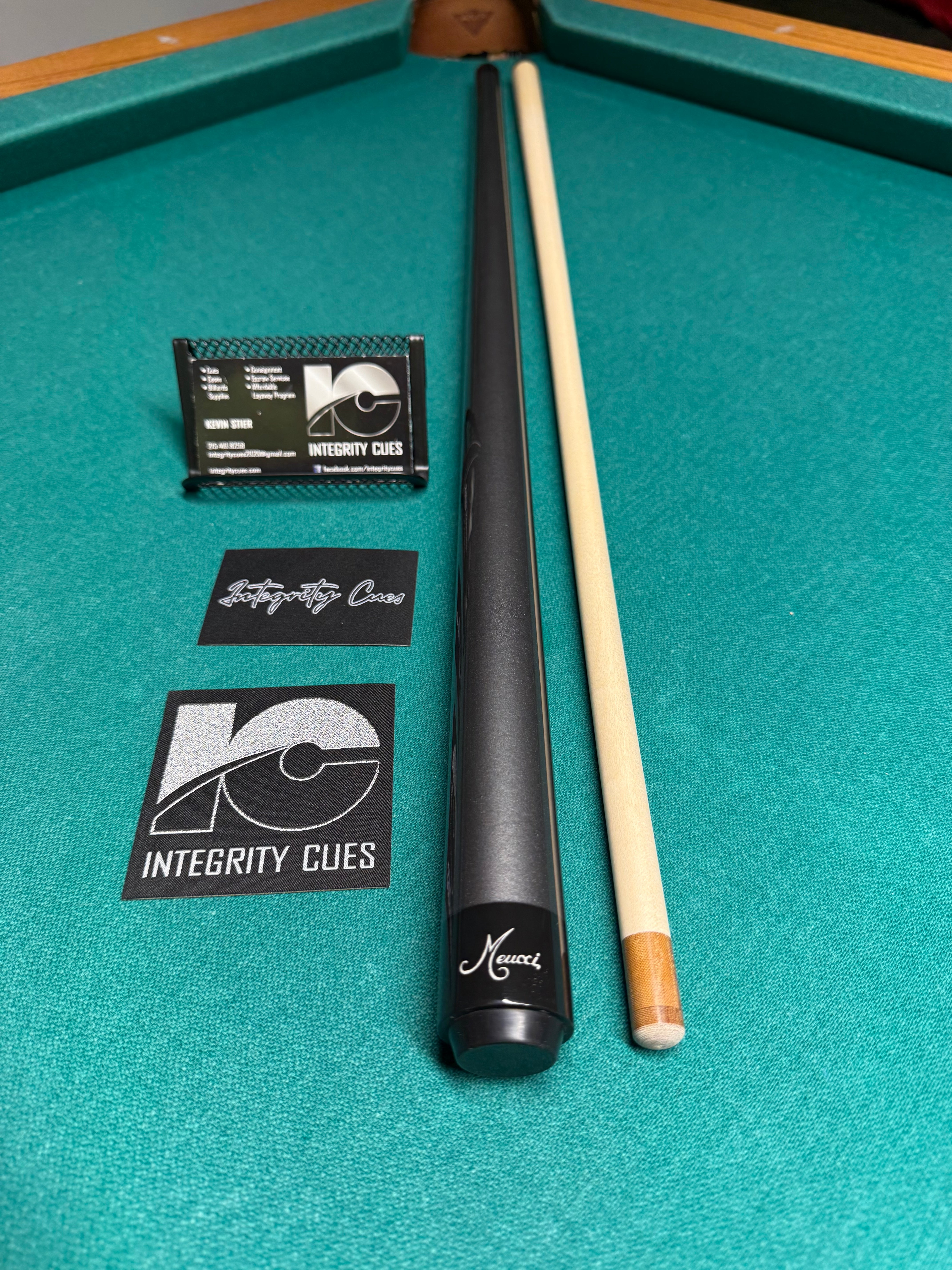 Brand Meucci Break Cues